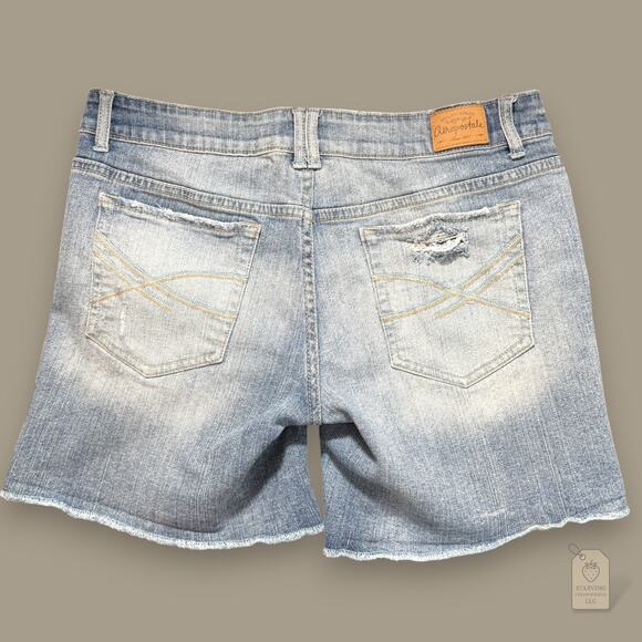 Aéropostale Light Wash Distressed Denim Shorts Women’s 11/12 Casual - Picture 3 of 5